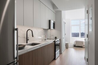 123 Linden Blvd in Brooklyn, NY - Building Photo - Building Photo