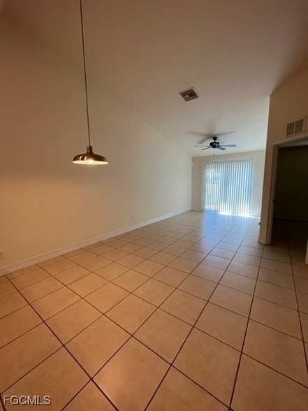 3022 SE Santa Barbara Pl in Cape Coral, FL - Building Photo - Building Photo