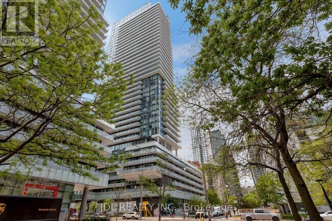 property at 161-2161 Roehampton Ave
