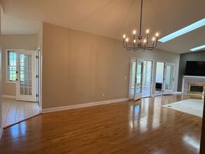 749 Christopher Dr in Forsyth, IL - Building Photo - Building Photo