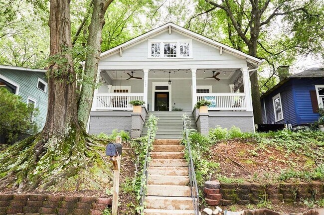 1402 Fairbanks St SW in Atlanta, GA - Building Photo - Building Photo