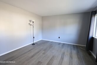 207 Coville Dr in Pemberton Township, NJ - Building Photo - Building Photo