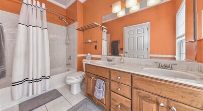7 Tribeca Ave in Jersey City, NJ - Building Photo - Building Photo