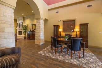 Artisan At Mission Creek Apartments in San Antonio, TX - Foto de edificio - Lobby