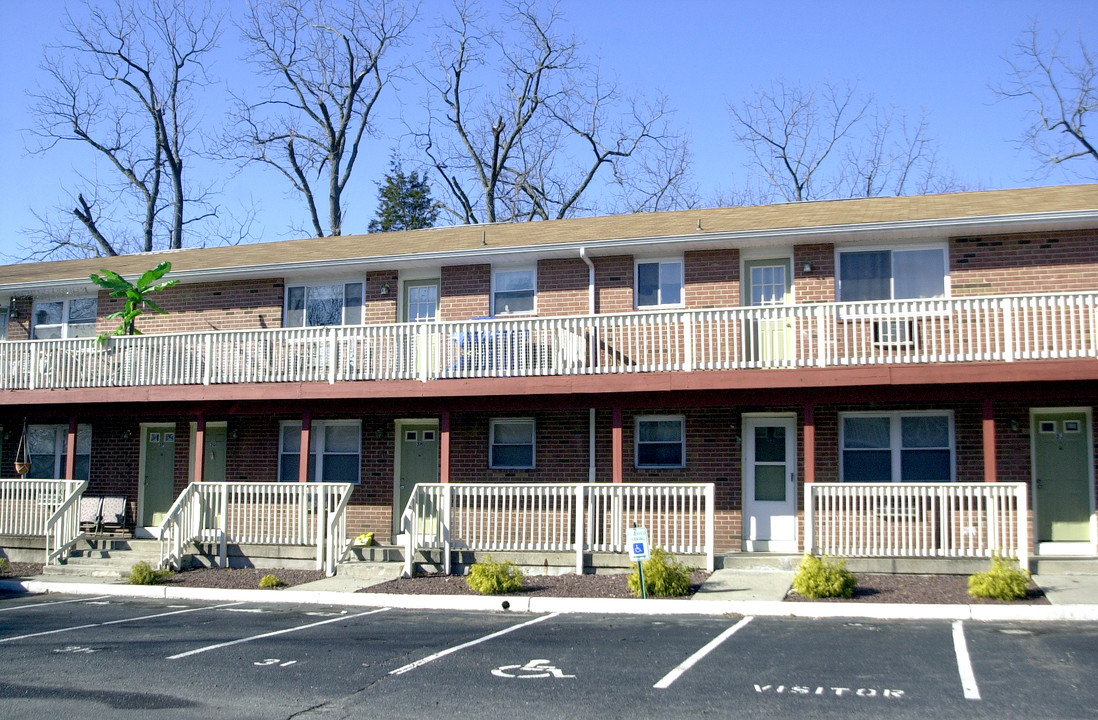 Pine Meadows Apartments in Pemberton, NJ - Building Photo