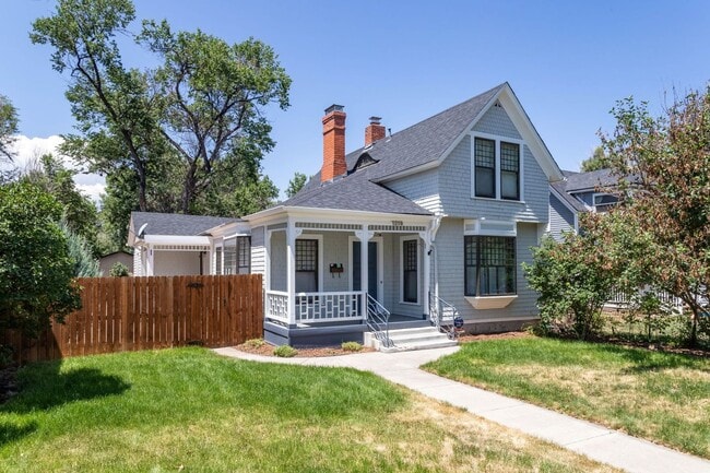 property at 1210 N Weber St