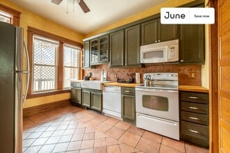 3508 N Sheffield Ave in Chicago, IL - Building Photo - Building Photo