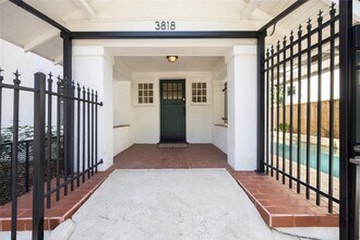 3818 Brandt St in Houston, TX - Building Photo - Building Photo
