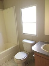 19 Barnhart Ln in Fountain Inn, SC - Foto de edificio - Building Photo