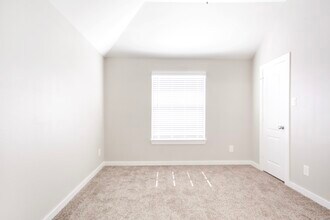 28243 Chalet Park Dr in Katy, TX - Building Photo - Building Photo