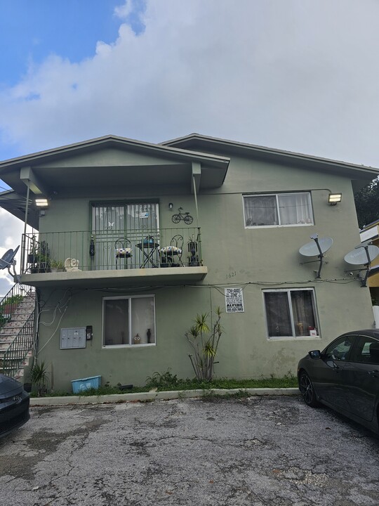 1621 Nw 16th St in Miami, FL - Building Photo