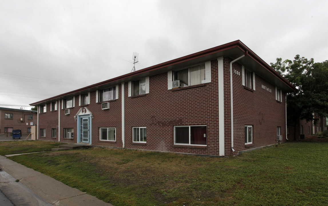 The Monticello Apartments in Aurora, CO - Building Photo