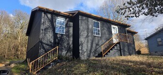 2323 Ilolo St in Nashville, TN - Building Photo