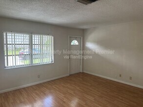 8308 Ct-57 in Fort Lauderdale, FL - Building Photo - Building Photo