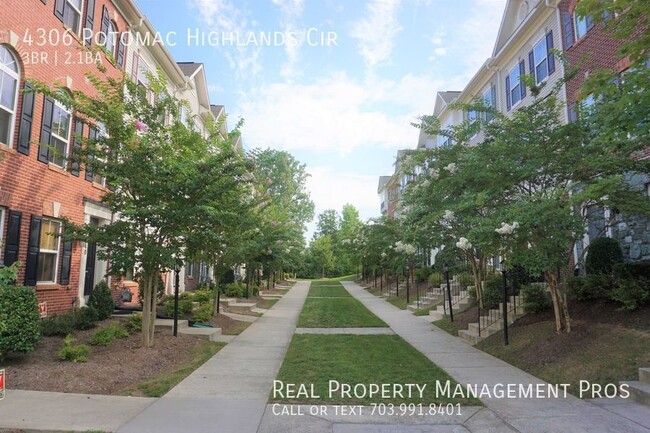 property at 4306 Potomac Highlands Cir