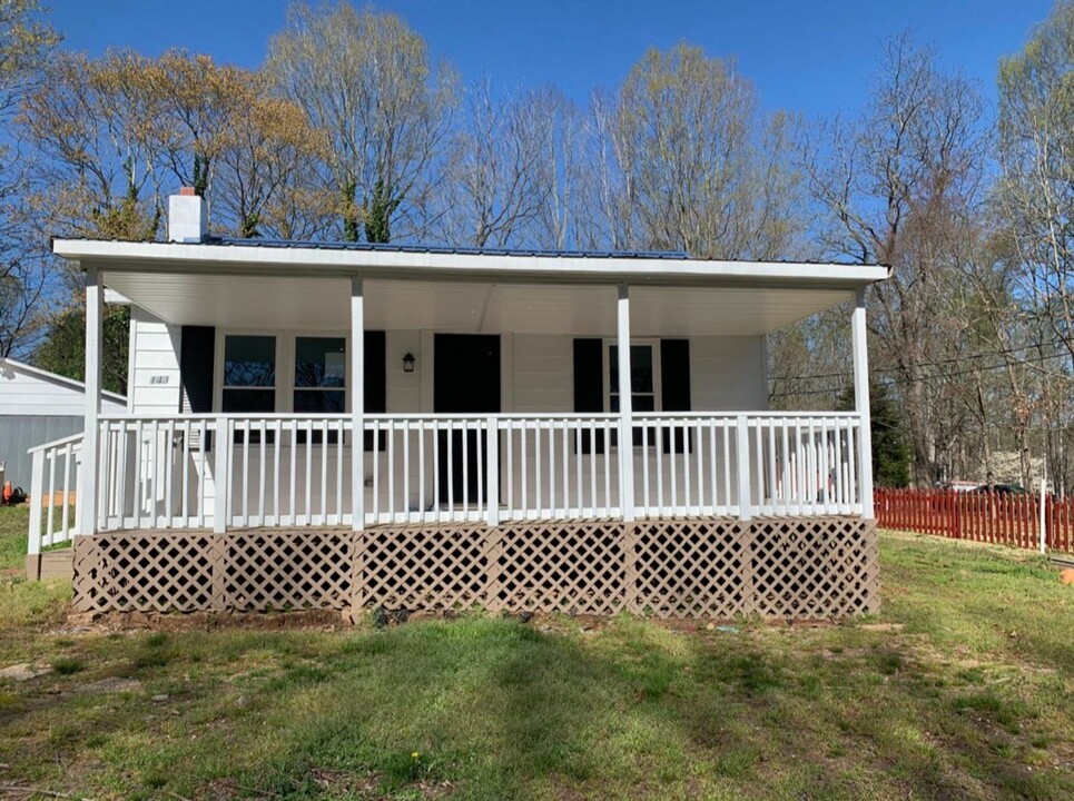 143 Houpe Rd in Statesville, NC - Building Photo