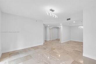 101 Sidonia Ave in Coral Gables, FL - Building Photo - Building Photo