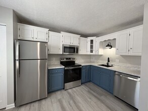 1410 Ashbourne Dr in Lynchburg, VA - Building Photo - Building Photo