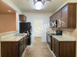 5605 Foxborough Dr in Waco, TX - Building Photo - Building Photo