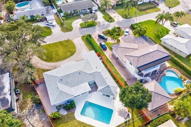 property at 465 NW 11th St
