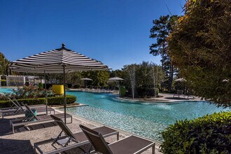 Lullwater Apartments in Columbus, GA - Foto de edificio - Building Photo