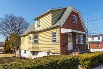 37 Bergen St in Garfield, NJ - Foto de edificio - Building Photo