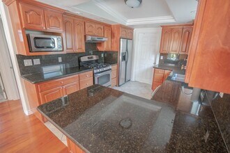 4215 Camero Ave in Los Angeles, CA - Building Photo - Building Photo