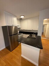 10760 Rose Ave in Los Angeles, CA - Building Photo - Building Photo