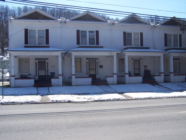 1913 Bluefield Ave in Bluefield, WV - Building Photo - Building Photo