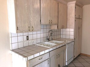 1549 Valdez Cir in Salinas, CA - Building Photo - Building Photo