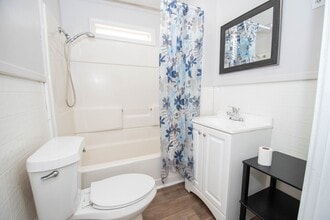 65 Bradfield Dr in Lagrange, GA - Building Photo - Building Photo