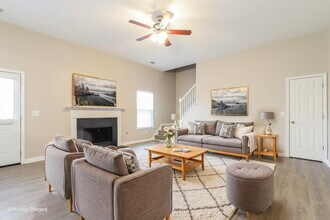 675 Moonlight Way in Suwanee, GA - Building Photo - Building Photo