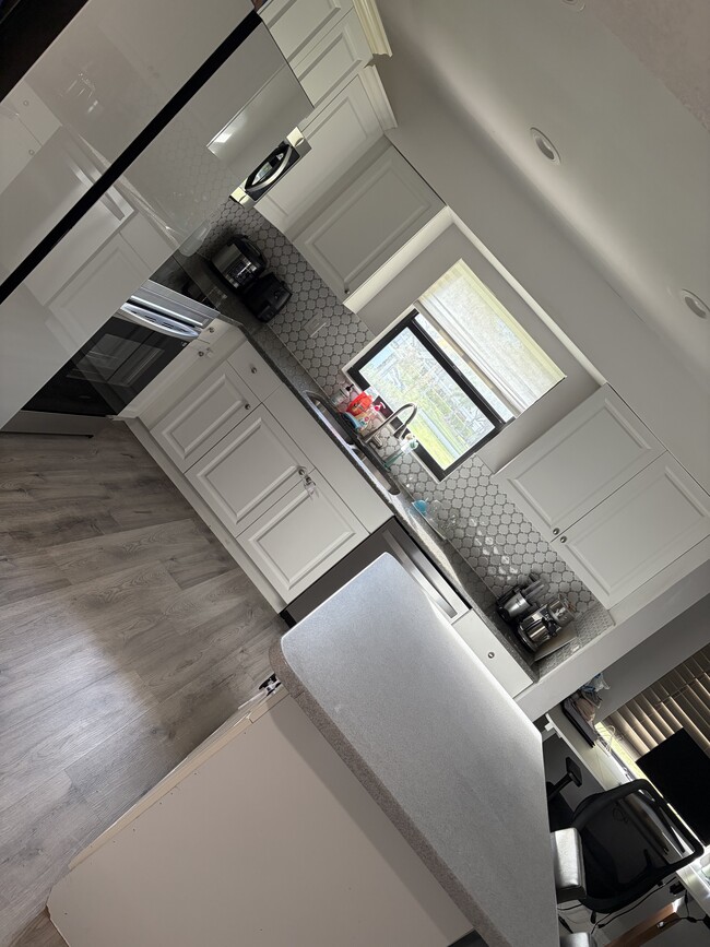 property at 9521 Boca Cove Cir