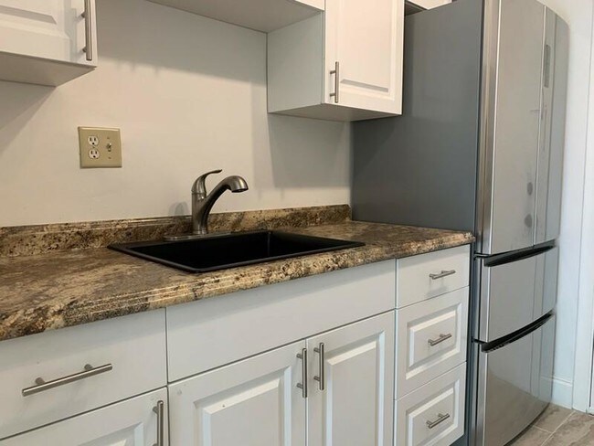 1475 SE 15th St-Unit -108 in Fort Lauderdale, FL - Building Photo - Building Photo