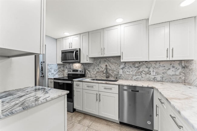 property at 4502 N Federal Hwy