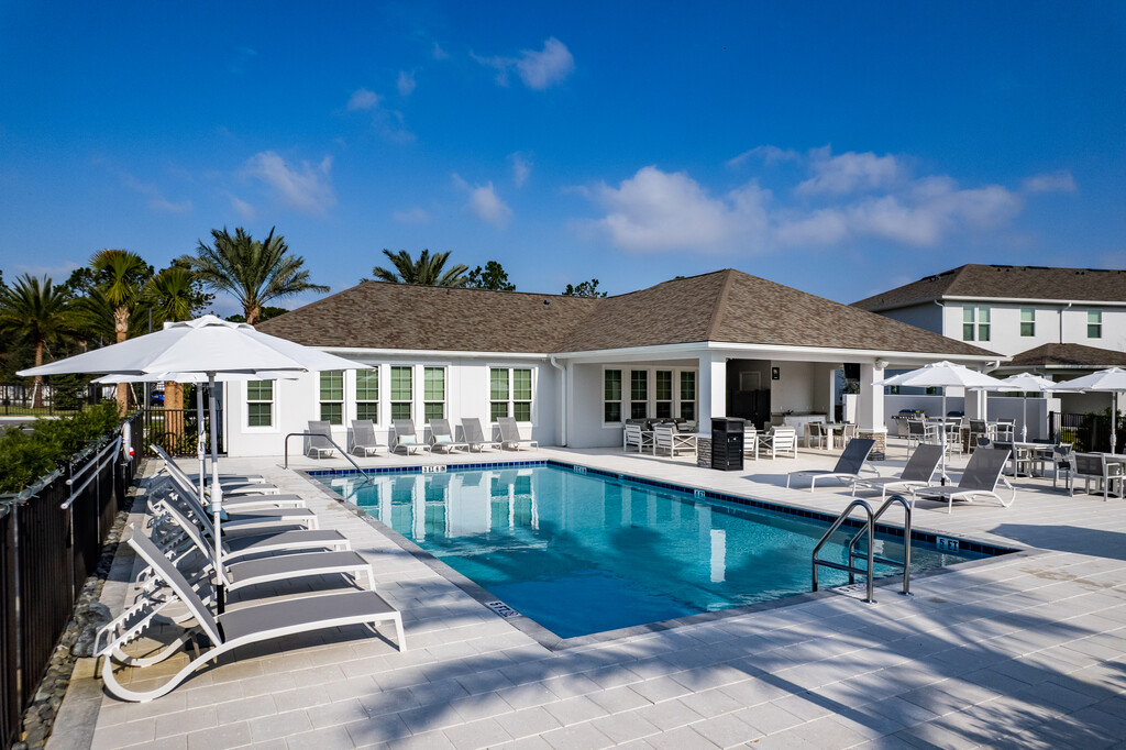 Allure on Enterprise Apartments in Debary, FL