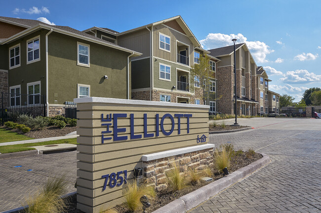 The Elliott Senior Apartments in Arlington, TX - Building Photo - Building Photo