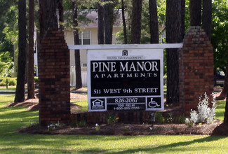 Pine Manor Apartments in Rincon, GA - Building Photo - Building Photo