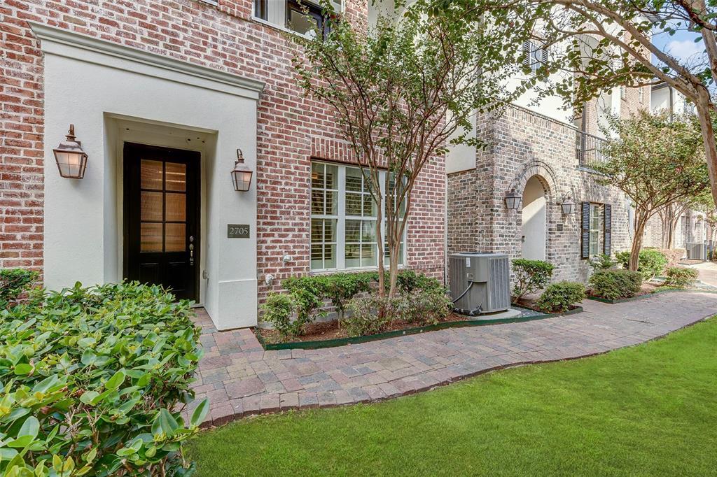 2705 Cohn Garden Ln in Houston, TX - Building Photo