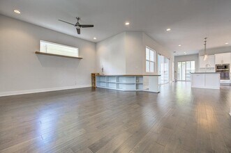 921 E 50th St in Austin, TX - Building Photo - Building Photo