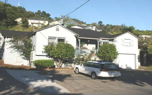 2063-2069 5th Ave in San Rafael, CA - Foto de edificio