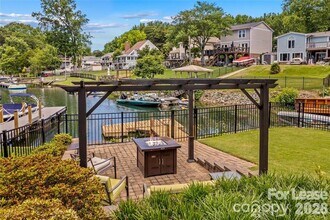 21112 Rio Oro Dr in Cornelius, NC - Building Photo - Building Photo