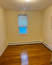 170 Beacon St, Unit 160-22 in Boston, MA - Foto de edificio - Building Photo