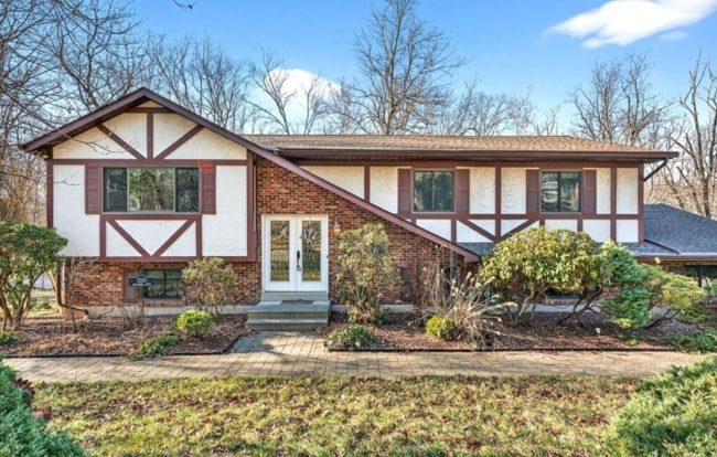 property at 2289 Brookside Dr