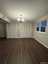 512 Twin Circle Dr in South Windsor, CT - Building Photo - Building Photo