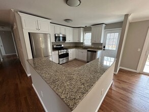 20 Tara Dr in Torrington, CT - Building Photo - Building Photo