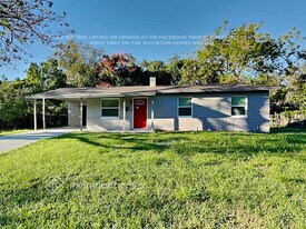 1098 E Harrison St in Oviedo, FL - Building Photo