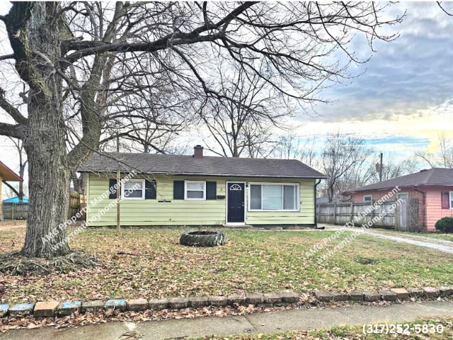 property at 5 Helena Ct