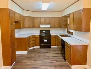 306 Olive St in Jonesboro, AR - Building Photo - Building Photo