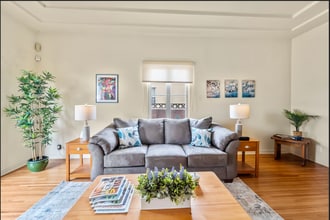 3001 W 81st St in Inglewood, CA - Building Photo - Building Photo